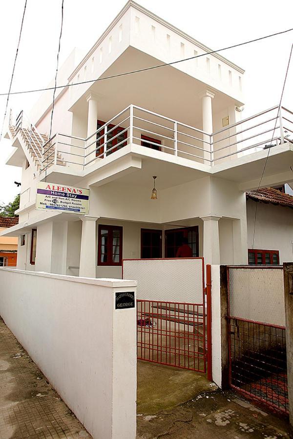 Aleenas Homestay Kochi Exterior foto