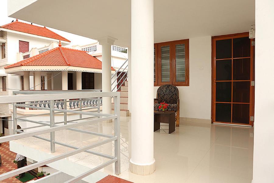 Aleenas Homestay Kochi Exterior foto